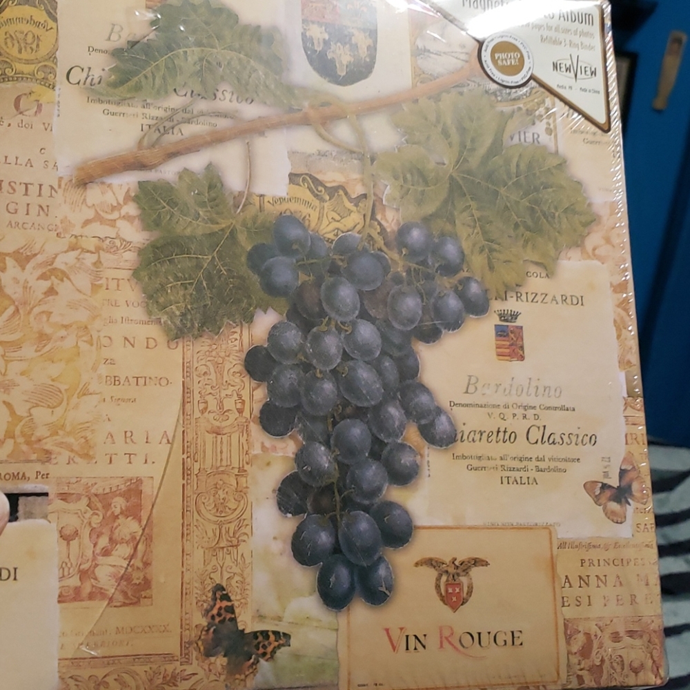 Brand new magnetic photo album